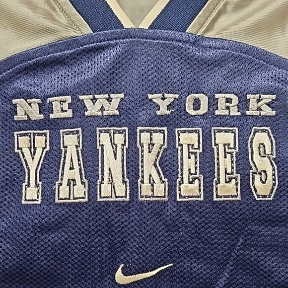 Yankees Nike Tank Jersey - Picture 6 of 14